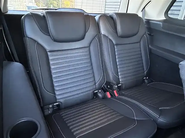 メルセデス・ベンツ ＧＬＳ３５０ｄ 4マチックスポーツ 茨城県 2016(平28)年 5.5万km ダイヤモンドホワイト パノラマSR /harman/kardon /360度カメラ /RSP /ACC /LKA /BSA /黒革 /全席シ-トヒ-タ- /M付PWシ-ト /PWテ-ルゲ-ト /保温・保冷機能付きカップホルダ- /ナビ /12セグ /BT /USB /CarPlay /LED /パドルシフト /ETC /前後ドラレコ /禁煙車