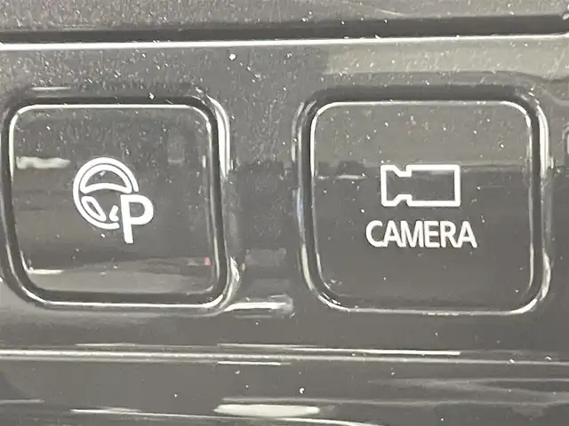 日産 セレナ ハイウェイスター 千葉県 2017(平29)年 6.5万km マルーンレッド 2トーン 禁煙車/エマージェンシーブレーキ/・インテリジェントパーキングアシスト/・プロパイロット/・車線逸脱警報システム/純正9インチメモリナビ/・型番:MM517D-L/・CD/DVD/Bluetooth/フルセグTV/・ビルトインETC/・アラウンドビューモニター/・インテリジェントルームミラー/フリップダウンモニター/両側パワースライドドア/革巻きステアリング/・ステアリングスイッチ/電子パーキング/・ブレーキホールド/左右独立エアコン/純正フロアマット/純正16インチAW/オートライト/・LEDヘッドライト/・フォグランプ