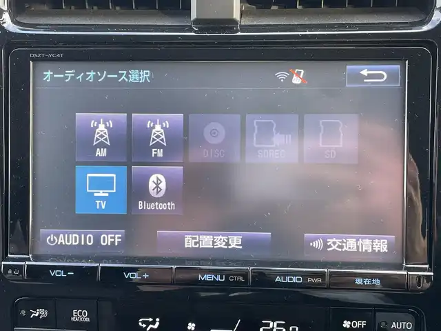 トヨタ プリウス S ツーリングセレクション 青森県 2016(平28)年 6.5万km アティチュードブラックマイカ ワンオーナー/ディーラー純正SDナビ（DSZT-YC4T）/　CD、DVD、SD、BT/フルセグTV/ビルトインETC/レザーシート/シートヒーター（D、N）/バックカメラ/社外15インチAWスタッドレスタイヤ/純正17インチAWサマータイヤ車載/寒冷地仕様/LEDヘッドライト/説明書/保証書/スペアキー×１