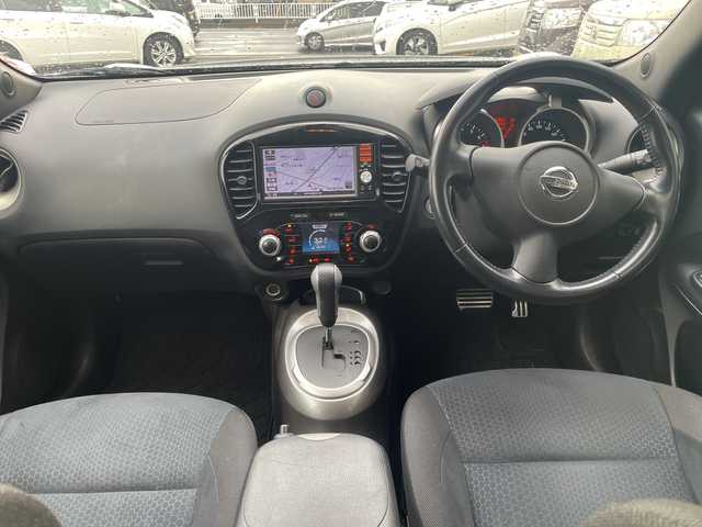 日産 ジューク 16GT 神奈川県 2016(平28)年 4.7万km スーパーブラック 純正SDナビ/スペアキー×１/ETC/前方ドラレコ/純正フロアマット/バックカメラ/オートライト/電動格納ミラー/プッシュスタート