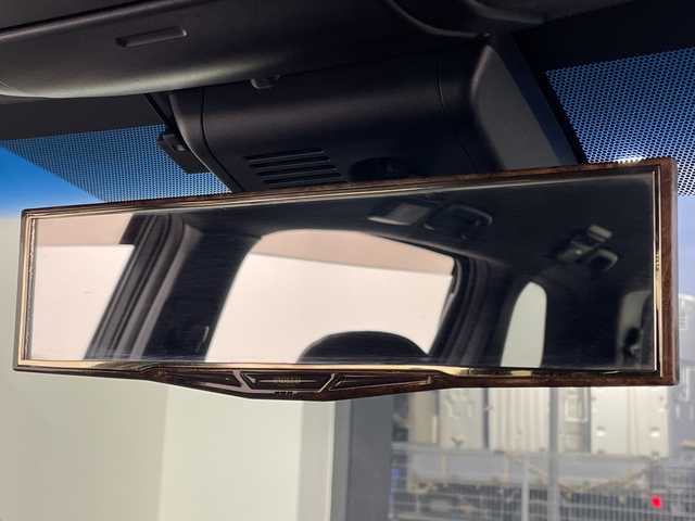 トヨタ エスティマ アエラス プレミアム 奈良県 2016(平28)年 2.4万km スパークリングブラックパールクリスタルシャイン 純正ナビ（ＮＳＺＴ－Ｗ６６Ｔ）　/バックカメラ　/Ｂｌｕｅｔｏｏｔｈ　/フルセグＴＶ　/CD/DVD /トヨタセーフティセンス/プリクラッシュセーフティ　/レーンディパーチャーアシスト　/オートハイビーム　/クルーズコントロール　/ハーフレザー　/運転席パワーシート　/ＥＴＣ　/オートエアコン/オートライト/プッシュスタート/ウィンカーミラー