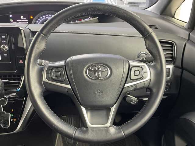 トヨタ エスティマ アエラス プレミアム 奈良県 2016(平28)年 2.4万km スパークリングブラックパールクリスタルシャイン 純正ナビ（ＮＳＺＴ－Ｗ６６Ｔ）　/バックカメラ　/Ｂｌｕｅｔｏｏｔｈ　/フルセグＴＶ　/CD/DVD /トヨタセーフティセンス/プリクラッシュセーフティ　/レーンディパーチャーアシスト　/オートハイビーム　/クルーズコントロール　/ハーフレザー　/運転席パワーシート　/ＥＴＣ　/オートエアコン/オートライト/プッシュスタート/ウィンカーミラー