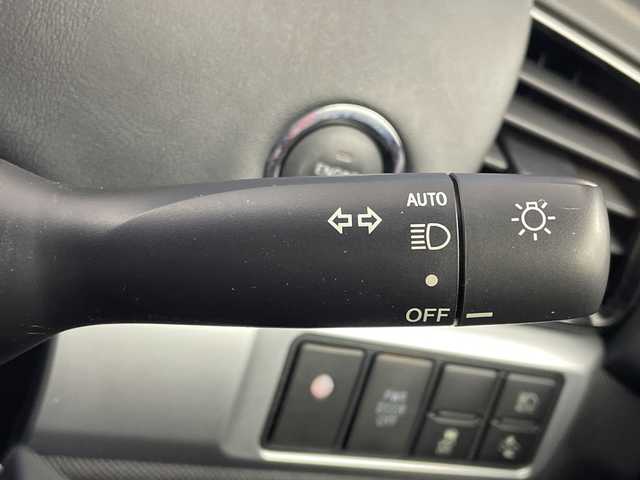 トヨタ エスティマ アエラス プレミアム 奈良県 2016(平28)年 2.4万km スパークリングブラックパールクリスタルシャイン 純正ナビ（ＮＳＺＴ－Ｗ６６Ｔ）　/バックカメラ　/Ｂｌｕｅｔｏｏｔｈ　/フルセグＴＶ　/CD/DVD /トヨタセーフティセンス/プリクラッシュセーフティ　/レーンディパーチャーアシスト　/オートハイビーム　/クルーズコントロール　/ハーフレザー　/運転席パワーシート　/ＥＴＣ　/オートエアコン/オートライト/プッシュスタート/ウィンカーミラー