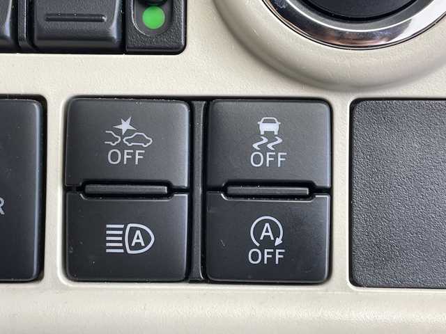 ダイハツ ムーヴ キャンバス G メイクアップ SA Ⅲ 茨城県 2017(平29)年 2.9万km パールホワイトⅢ/ファインミントメタリック 2トーン 純正８型ナビ　パノラミックビューモニター　フルセグＴＶ　衝突被害軽減ブレーキ　スマートキー　プッシュスタート　シートヒーター　アイドリングストップ　両側電動スライドドア　横滑り防止装置　コーナーセンサ