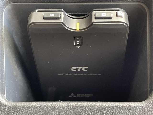 ダイハツ ムーヴ キャンバス G メイクアップ SA Ⅲ 茨城県 2017(平29)年 2.9万km パールホワイトⅢ/ファインミントメタリック 2トーン 純正８型ナビ　パノラミックビューモニター　フルセグＴＶ　衝突被害軽減ブレーキ　スマートキー　プッシュスタート　シートヒーター　アイドリングストップ　両側電動スライドドア　横滑り防止装置　コーナーセンサ