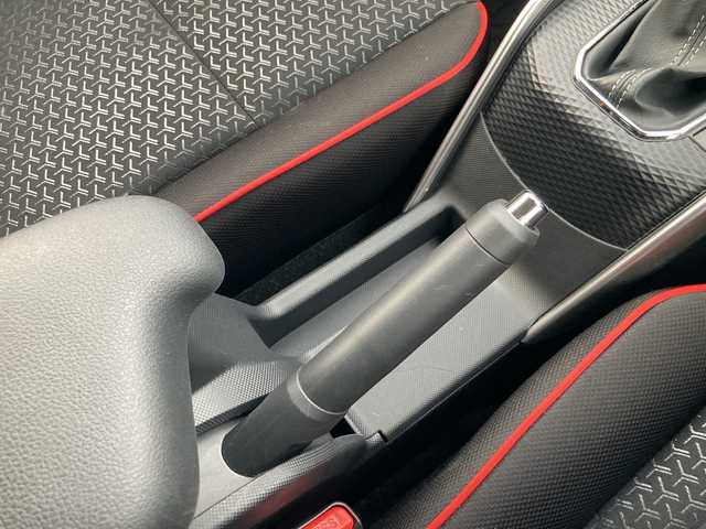 トヨタ ライズ Z 岡山県 2020(令2)年 1.1万km シャイニングホワイトパール 社外メモリナビ　/CN-RE06WD/フルセグTV、CD、DVD、Bluetooth、FM、AM/全方位カメラ/前席シートヒーター/ETC/USB充電/オートライト/LEDヘッドライト/フォグランプ/リアフォグ/レーダークルーズコントロール/スマートアシスト/・先行車発進お知らせ/・ステアリングアシスト/・衝突警報/・車線逸脱警報/・標識認識機能