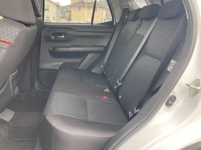 トヨタ ライズ Z 岡山県 2020(令2)年 1.1万km シャイニングホワイトパール 社外メモリナビ　/CN-RE06WD/フルセグTV、CD、DVD、Bluetooth、FM、AM/全方位カメラ/前席シートヒーター/ETC/USB充電/オートライト/LEDヘッドライト/フォグランプ/リアフォグ/レーダークルーズコントロール/スマートアシスト/・先行車発進お知らせ/・ステアリングアシスト/・衝突警報/・車線逸脱警報/・標識認識機能