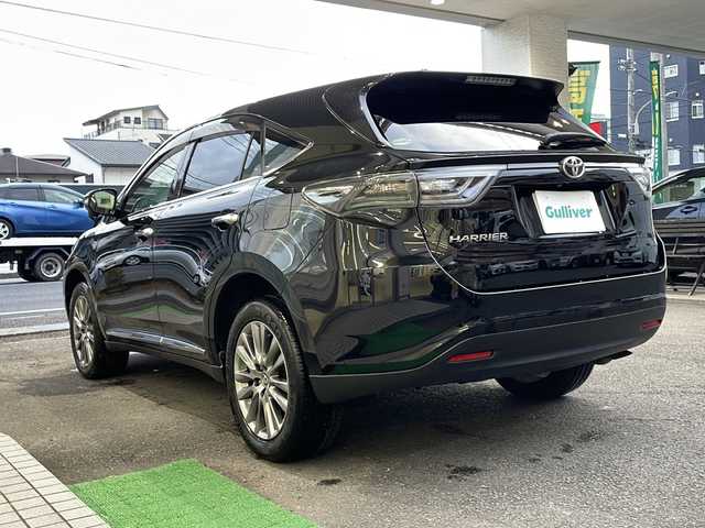 トヨタ ハリアー プレミアム 高知県 2014(平26)年 6.8万km ブラック ナビ/・Bluetooth/・CD/DVD/・フルセグTV/ETC/前後ドラレコ/パワーバックドア/黒革シート/パワーシート/クルーズコントロール/シートヒーター/LEDヘッドライト/オートマチックハイビーム/プッシュスタート