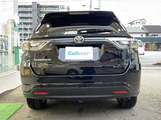 トヨタ ハリアー プレミアム 高知県 2014(平26)年 6.8万km ブラック ナビ/・Bluetooth/・CD/DVD/・フルセグTV/ETC/前後ドラレコ/パワーバックドア/黒革シート/パワーシート/クルーズコントロール/シートヒーター/LEDヘッドライト/オートマチックハイビーム/プッシュスタート