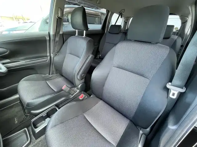 トヨタ ウィッシュ 1．8A 道央・札幌 2012(平24)年 11.5万km ブラック ・4WD/・寒冷地仕様/・純正ナビ/　BT/CD/DVD/SD/AUX/ワンセグ/・社外ETC/・横滑り防止/・Ecomode/・プッシュスタート/・スマートキー/・MTモード付/・純正フロアマット/・社外スタッドレスAW15インチ/・社外夏AW積込（215/45/R17）/・ステアリングカバー