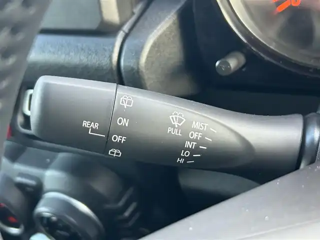 スズキ ジムニー XC 奈良県 2024(令6)年 0.1万km未満 ブルーイッシュブラックパール3 エンジンスタートボタン/4WD/パーキングアシスト/衝突衝突被害軽減システム　/シートヒーター/コーナーセンサー　/スマートキー　/ＡＡＣ　/ターボ　/背面タイヤ　/横滑り防止装置　/レーンキープアシスト　/ＬＥＤヘッドライト/オートライト　/ダウンヒルアシストコントロール　/クルーズコントロール　/ＡＡＣ
