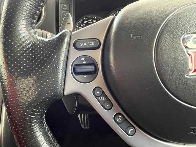 日産 ＧＴ－Ｒ プレミアムエディション 千葉県 2008(平20)年 4.2万km ホワイトパール 外部検査済み/アミューズチタンマフラー/ニスモスポーツリセッティング搭載/ブレンボブレーキ/BOSEサウンド/純正20インチアルミアルミホイール/クルーズコントロール/ハーフレザーシート/ヒートシーター/パワーシート/革巻きステアリング/純正メHDDナビ/・Bluetooth/USB/DVD/ラジオ/ETC/保証書/取扱説明書/R5.3.1/H29.27.25.23.21.20ディーラー整備記録簿