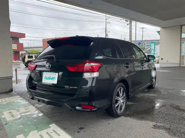 トヨタ カローラ フィールダー 1．5G エアロツアラー 茨城県 2015(平27)年 2.2万km ブラックマイカ ワンオーナー/MT車/純正SDナビ（CD/DVD/BT/フルセグTV）/ETC/純正フロアマット/プリクラッシュブレーキ/車線逸脱/ドライブレコーダー