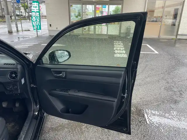 トヨタ カローラ フィールダー 1．5G エアロツアラー 茨城県 2015(平27)年 2.2万km ブラックマイカ ワンオーナー/MT車/純正SDナビ（CD/DVD/BT/フルセグTV）/ETC/純正フロアマット/プリクラッシュブレーキ/車線逸脱/ドライブレコーダー