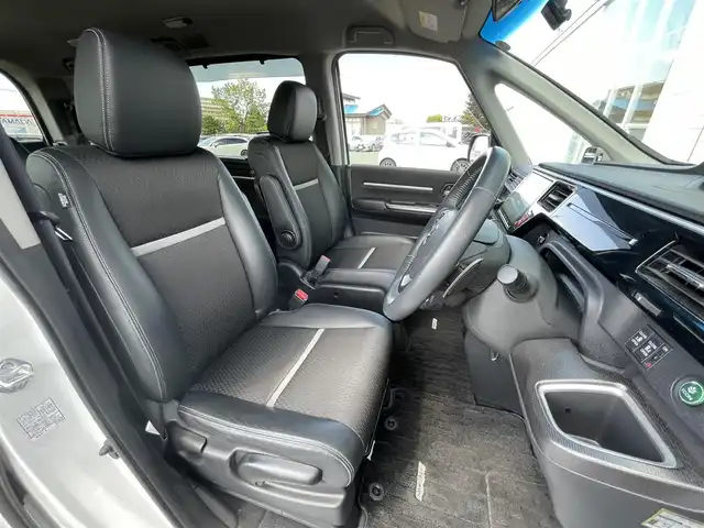 ホンダ ステップワゴン スパーダクールスピリット HセンシングBスタイル 道央・札幌 2019(平31)年 1.9万km プラチナホワイトパール ・４WD/・ホンダセンシング/・ワンオーナー/・寒冷地仕様/・純正ナビ/　CD＆DVD＆BT＆TV/・バックカメラ/・ハーフレザーシート/・両側パワースライドドア/・レーンキープアシスト/・レーダークルーズコントロール/・アイドリングストップ/・シートヒーター/・オートエアコン/・オートライト/・プッシュスタート/・スマートキー/・純正エンジンスターター/・ビルトインETC/・パドルシフト/・ミラーヒーター/・電動格納ミラー/・ワイパー熱線/・純正AW＆冬タイヤ積込/・わくわくゲート/・純正フロアマット/・ドアバイザー/・ウィンカーミラー/・フォグライト/・LEDヘッドライト/・スペアキー