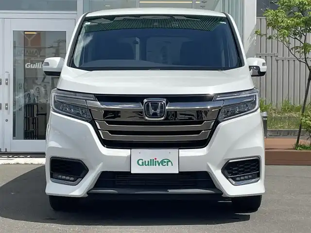 ホンダ ステップワゴン スパーダクールスピリット HセンシングBスタイル 道央・札幌 2019(平31)年 1.9万km プラチナホワイトパール ・４WD/・ホンダセンシング/・ワンオーナー/・寒冷地仕様/・純正ナビ/　CD＆DVD＆BT＆TV/・バックカメラ/・ハーフレザーシート/・両側パワースライドドア/・レーンキープアシスト/・レーダークルーズコントロール/・アイドリングストップ/・シートヒーター/・オートエアコン/・オートライト/・プッシュスタート/・スマートキー/・純正エンジンスターター/・ビルトインETC/・パドルシフト/・ミラーヒーター/・電動格納ミラー/・ワイパー熱線/・純正AW＆冬タイヤ積込/・わくわくゲート/・純正フロアマット/・ドアバイザー/・ウィンカーミラー/・フォグライト/・LEDヘッドライト/・スペアキー