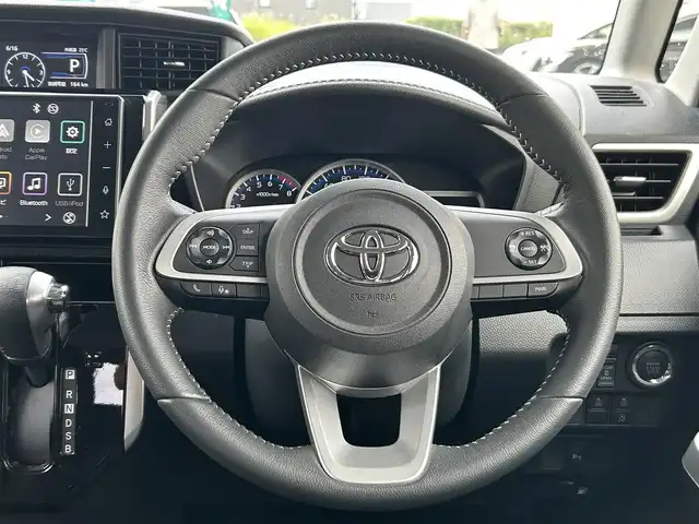 トヨタ ルーミー カスタムG 福岡県 2023(令5)年 1.2万km ブラックマイカメタリック 禁煙車/ワンオーナー/純正９型ディスプレイオーディオ（ＢＴ，フルセグＴＶ）/ビルトインＥＴＣ/前後ドラレコ/ＡＣＣ/コーナーセンサー/衝突軽減ブレーキ/両側電動スライドドア/クルーズコントロール/シートヒーター/社外１４インチＡＷ両側パワースライドドア/プッシュスタート/シートヒーター/シートバックテーブル/LEDヘッドライト/取扱説明書/保証書/スペアキー