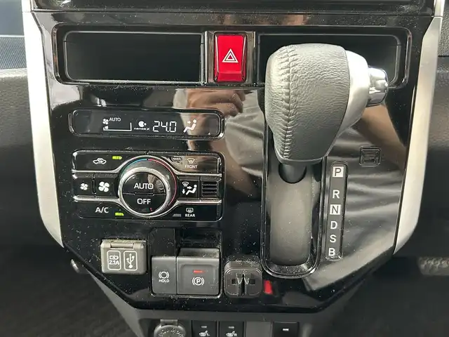 トヨタ ルーミー カスタムG 福岡県 2023(令5)年 1.2万km ブラックマイカメタリック 禁煙車/ワンオーナー/純正９型ディスプレイオーディオ（ＢＴ，フルセグＴＶ）/ビルトインＥＴＣ/前後ドラレコ/ＡＣＣ/コーナーセンサー/衝突軽減ブレーキ/両側電動スライドドア/クルーズコントロール/シートヒーター/社外１４インチＡＷ両側パワースライドドア/プッシュスタート/シートヒーター/シートバックテーブル/LEDヘッドライト/取扱説明書/保証書/スペアキー