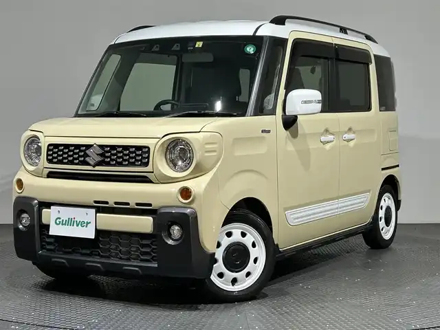 スズキ スペーシア ギア マイスタイル 愛媛県 2022(令4)年 5万km シフォンアイボリーメタリック ・８型ナビ（フルセグＴＶ・ＢＴ・ＣＤ・ＤＶＤ・ＦＭ・ＡＭ・ＳＤ・ＵＳＢ）/・ＥＴＣ　/・前後ドラレコ　/・両側電動ドア　/・レーダークルーズコントロール　/・レーンキープアシスト　/・衝突軽減ブレーキ　/・ＤＮ席シートヒーター/・前後コーナーセンサー/・USB充電/・サーキュレーター/・スペアキー