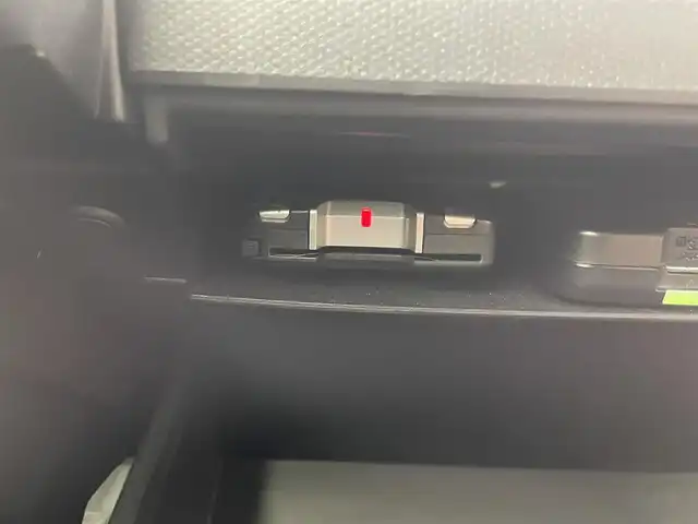 ダイハツ タフト G ターボ 福井県 2020(令2)年 3.6万km ターコイズブルーマイカメタリック ４WD/純正ディラーオプション7インチナビ/CD/DVD/Bluetooth/フルセグTV/USB/AM/FM/バックカメラ /スマートアシスト/・衝突警報機能 /・衝突回避支援ブレーキ機能 /・車線逸脱警報機能/・誤発進抑制制御機能 /・先行車発進お知らせ機能/・レーダークルーズコントロール/ガラスルーフ/純正オプションドライブレコーダー/シートヒーター/ETC/電動パーキングブレーキ/ブレーキホールド/革巻きステアリング/ステアリングスイッチ/ステアリングチルド機構/アイドリングストップ/LEDオートライト/フォグランプ/純正15インチアルミホイール/純正フロアマット/スマートキー/スペアキー/プッシュスタート