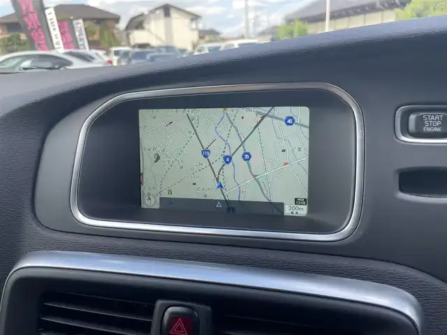 ボルボ Ｖ４０ D4 インスクリプション 栃木県 2016(平28)年 6.1万km パール 茶レザーシート /パワーシート /シートヒーター /Harman/Kardon/ナビ/フルセグ/バックカメラ/ETC/バックソナー /LEDヘッドライト/オートライト/BLIS/レーンキープアシスト/スマートキー/パドルシフト