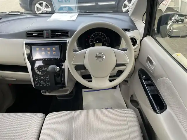 日産 デイズ X 岩手県 2015(平27)年 11万km ブラック (株)IDOMが運営する【じしゃロン盛岡店】の自社ローン専用車両になりますこちらは現金またはオートローンご利用時の価格です。自社ローンご希望の方は別途その旨お申付け下さい/衝突軽減システム/アラウンドビューモニター/社外ナビ/CD/DVD/フルセグ/Bluetooth/SD/プッシュスタート/スマートキー/スペアキー/ETC/アイドリングストップ