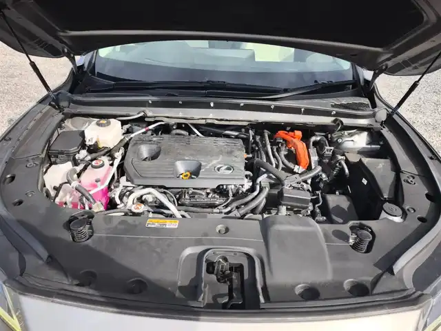 レクサス ＲＸ 450h+ バージョンL 愛知県 2023(令5)年 6.4万km ソニックチタニウム 〇４WD/〇パノラマルーフ/〇純正14インチタッチプレイディスプレイオーディオプラス/〇フルセグTV/〇ハンズフリーパワーバックドア/〇バックカメラ/〇パノラミックビューモニター/〇ビルトインETC2.0/〇ドライブレコーダー(前後方)/〇レーダークルーズコントロール/〇コーナーセンサー/〇セーフティシステムプラス/〇LEDヘッドランプ/〇LEDフロントフォグランプ/〇革巻きコンビステアリングホイール/〇パドルシフト/ステアリングヒーター/〇セミアニリン革シート/〇パワーシート/シートヒーター/〇ベンチレーション/〇純正21インチアルミホイール/〇シルバールーフレール/〇スマートエントリー/スタートシステム/〇禁煙車