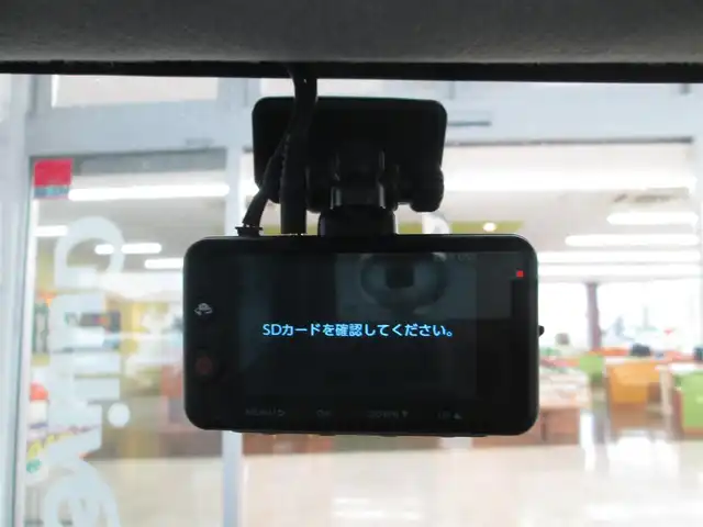 ダイハツ タント X SAⅡ 千葉県 2015(平27)年 5.1万km コットンアイボリー ワンオーナー/純正8型ナビ、フルセグTV(キャンセラー有)/バックカメラ/純正オーディオ【DVD/CD/BT/SD/USB】/片側パワースライドドア/LEDヘッドライト/ナビ連動ステアリングスイッチ/アイドリングストップ/社外前後ドライブレコーダー/スペアキー/取扱説明書/ナビ取扱説明書/新車時保証書/ダイハツ整備記録簿(H28/29/30/R2/4/5/6)