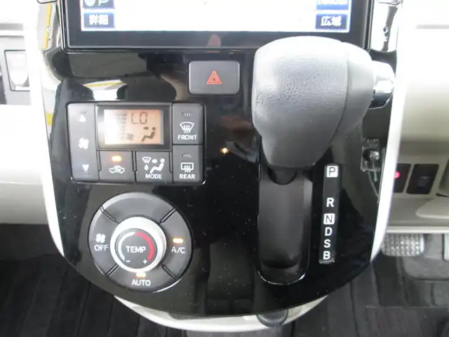 ダイハツ タント X SAⅡ 千葉県 2015(平27)年 5.1万km コットンアイボリー ワンオーナー/純正8型ナビ、フルセグTV(キャンセラー有)/バックカメラ/純正オーディオ【DVD/CD/BT/SD/USB】/片側パワースライドドア/LEDヘッドライト/ナビ連動ステアリングスイッチ/アイドリングストップ/社外前後ドライブレコーダー/スペアキー/取扱説明書/ナビ取扱説明書/新車時保証書/ダイハツ整備記録簿(H28/29/30/R2/4/5/6)