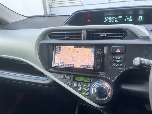 トヨタ アクア S 島根県 2014(平26)年 15.6万km ディープアメジストマイカメタリック 純正ナビ　/DVD再生　/Bluetooth　/バックカメラ　/ビルトインETC/前席シートヒーター　/横滑り防止装置　/プッシュスタート　/スマートキー　/純正フロアマット　/保証書　/取扱説明書