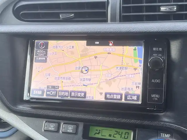 トヨタ アクア S 島根県 2014(平26)年 15.6万km ディープアメジストマイカメタリック 純正ナビ　/DVD再生　/Bluetooth　/バックカメラ　/ビルトインETC/前席シートヒーター　/横滑り防止装置　/プッシュスタート　/スマートキー　/純正フロアマット　/保証書　/取扱説明書