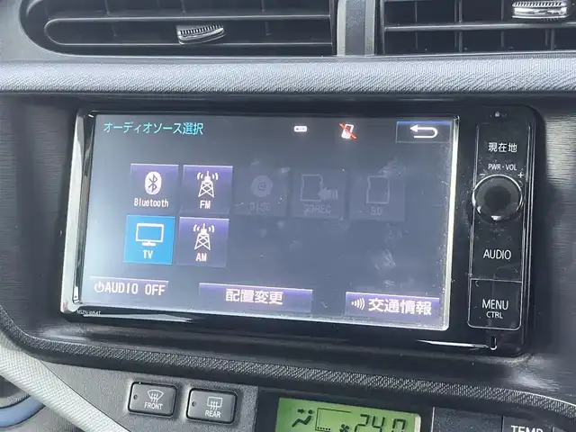 トヨタ アクア S 島根県 2014(平26)年 15.6万km ディープアメジストマイカメタリック 純正ナビ　/DVD再生　/Bluetooth　/バックカメラ　/ビルトインETC/前席シートヒーター　/横滑り防止装置　/プッシュスタート　/スマートキー　/純正フロアマット　/保証書　/取扱説明書