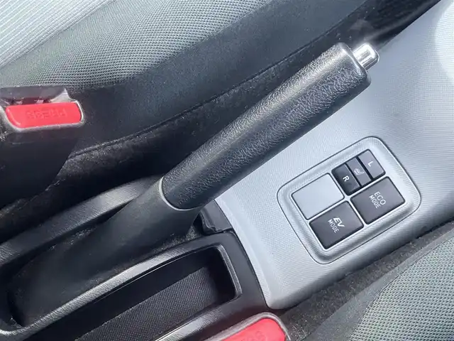 トヨタ アクア S 島根県 2014(平26)年 15.6万km ディープアメジストマイカメタリック 純正ナビ　/DVD再生　/Bluetooth　/バックカメラ　/ビルトインETC/前席シートヒーター　/横滑り防止装置　/プッシュスタート　/スマートキー　/純正フロアマット　/保証書　/取扱説明書