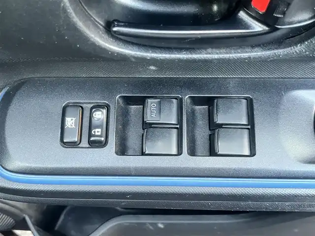 トヨタ アクア S 島根県 2014(平26)年 15.6万km ディープアメジストマイカメタリック 純正ナビ　/DVD再生　/Bluetooth　/バックカメラ　/ビルトインETC/前席シートヒーター　/横滑り防止装置　/プッシュスタート　/スマートキー　/純正フロアマット　/保証書　/取扱説明書