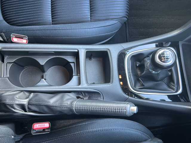 マツダ アテンザ セダン XD 香川県 2013(平25)年 8.3万km ジェットブラックマイカ 純正ナビ（フルセグTV/CD，DVD/BT)/バックカメラ/車間支援認知システム/HIDヘッドライト/ETC/ターボ/スペアキー