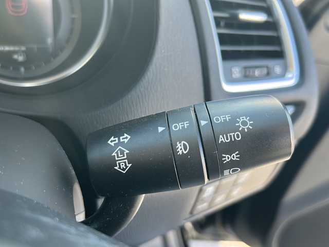 マツダ アテンザ セダン XD 香川県 2013(平25)年 8.3万km ジェットブラックマイカ 純正ナビ（フルセグTV/CD，DVD/BT)/バックカメラ/車間支援認知システム/HIDヘッドライト/ETC/ターボ/スペアキー