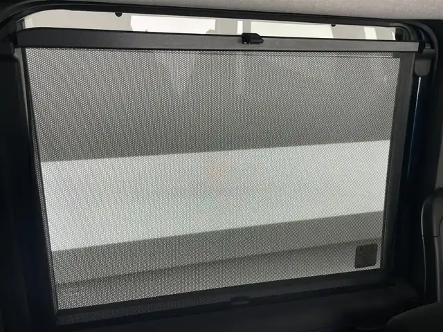 トヨタ ルーミー カスタムG－T 愛知県 2022(令4)年 0.6万km レーザーブルークリスタルシャイン 純正９型ナビ　全方位カメラ　シートヒーター　両側パワスラ　前後ドラレコ　ＥＴＣ　スマアシ　衝突軽減　追従クルコン　ＬＥＤオートライト　コーナーセンサー　電動パーキング　ロールシェード　純正マット　禁煙