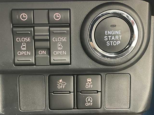 トヨタ ルーミー カスタムG－T 愛知県 2022(令4)年 0.6万km レーザーブルークリスタルシャイン 純正９型ナビ　全方位カメラ　シートヒーター　両側パワスラ　前後ドラレコ　ＥＴＣ　スマアシ　衝突軽減　追従クルコン　ＬＥＤオートライト　コーナーセンサー　電動パーキング　ロールシェード　純正マット　禁煙