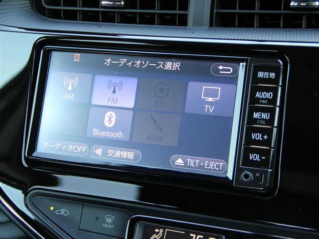 トヨタ アクア G ソフトレザーセレクション 愛媛県 2017(平29)年 3.8万km グレーメタリック 純正ナビ/TV Bluetooth CD SD/バックカメラ/ソフトレザーシート/トヨタセーフティセンスC/プリクラッシュセーフティシステム/オートハイビーム/車線逸脱警報/クルーズコントロール/ステアリングスイッチ/LEDヘッドライト（オート機能）/フォグランプ/プッシュスタート/スマートキー2個/取説・メンテナンスノート/ワンオーナー/禁煙車