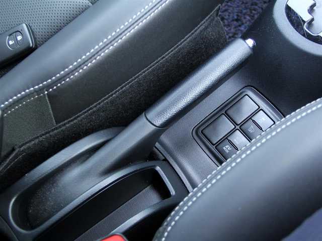 トヨタ アクア G ソフトレザーセレクション 愛媛県 2017(平29)年 3.8万km グレーメタリック 純正ナビ/TV Bluetooth CD SD/バックカメラ/ソフトレザーシート/トヨタセーフティセンスC/プリクラッシュセーフティシステム/オートハイビーム/車線逸脱警報/クルーズコントロール/ステアリングスイッチ/LEDヘッドライト（オート機能）/フォグランプ/プッシュスタート/スマートキー2個/取説・メンテナンスノート/ワンオーナー/禁煙車