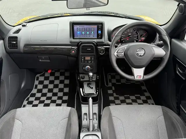 ダイハツ コペン GRスポーツ 東京都 2023(令5)年 0.3万km ジョーヌイエロー 純正ナビ(ＮＭＺＫ－Ｗ７３Ｄ)/【ipod/USB/SD/DISC/TV/FM/AM/BT】/電動オープンルーフ/純正BBS16インチAW/GR SPORT専用ショックアブソーバー/ドライブレコーダー/ETC/シートヒーター/LEＤヘッドライト/フォグランプ/オートライト/パドルシフト/アイドリングストップ/プッシュスタート/スマートキー