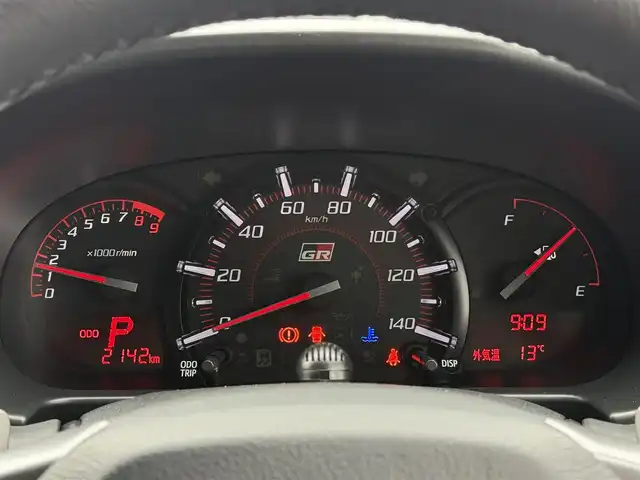 ダイハツ コペン GRスポーツ 東京都 2023(令5)年 0.3万km ジョーヌイエロー 純正ナビ(ＮＭＺＫ－Ｗ７３Ｄ)/【ipod/USB/SD/DISC/TV/FM/AM/BT】/電動オープンルーフ/純正BBS16インチAW/GR SPORT専用ショックアブソーバー/ドライブレコーダー/ETC/シートヒーター/LEＤヘッドライト/フォグランプ/オートライト/パドルシフト/アイドリングストップ/プッシュスタート/スマートキー