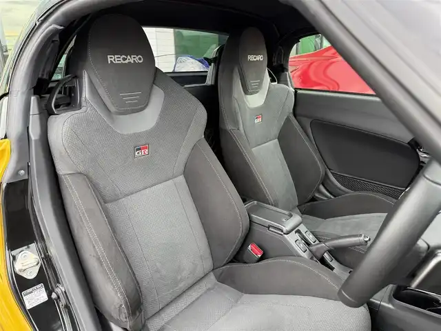 ダイハツ コペン GRスポーツ 東京都 2023(令5)年 0.3万km ジョーヌイエロー 純正ナビ(ＮＭＺＫ－Ｗ７３Ｄ)/【ipod/USB/SD/DISC/TV/FM/AM/BT】/電動オープンルーフ/純正BBS16インチAW/GR SPORT専用ショックアブソーバー/ドライブレコーダー/ETC/シートヒーター/LEＤヘッドライト/フォグランプ/オートライト/パドルシフト/アイドリングストップ/プッシュスタート/スマートキー