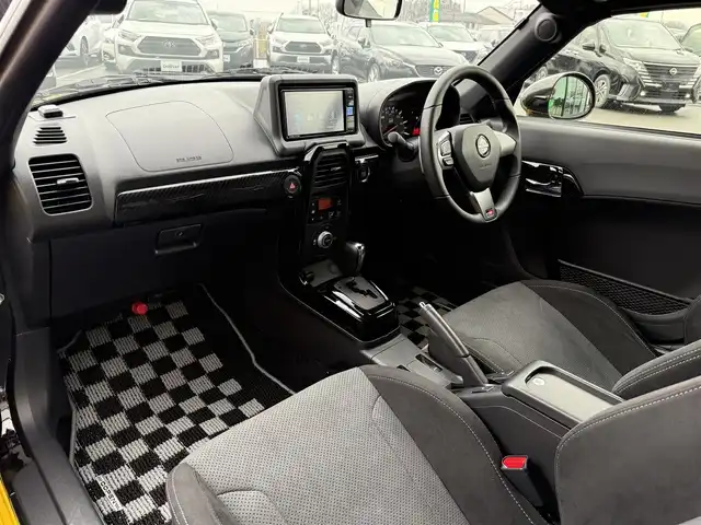 ダイハツ コペン GRスポーツ 東京都 2023(令5)年 0.3万km ジョーヌイエロー 純正ナビ(ＮＭＺＫ－Ｗ７３Ｄ)/【ipod/USB/SD/DISC/TV/FM/AM/BT】/電動オープンルーフ/純正BBS16インチAW/GR SPORT専用ショックアブソーバー/ドライブレコーダー/ETC/シートヒーター/LEＤヘッドライト/フォグランプ/オートライト/パドルシフト/アイドリングストップ/プッシュスタート/スマートキー