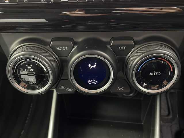 スズキ スイフト HYBRID RS 大阪府 2018(平30)年 5.5万km スーパーブラックパール 純正8インチナビ/【フルセグTV/Bluetooth/CD/DVD/USB/FM/AM】/全方位カメラ/スズキセーフティーサポート/デュアルセンサーブレーキサポート/・車線逸脱警報/・アダクティブクルーズコントロール/・ハイビームアシスト/・発進お知らせ機能/パドルシフト/運転席シートヒーター/LEDヘッドライト/オートハイビーム/純正16インチAW/スマートキー/スペアキー1本