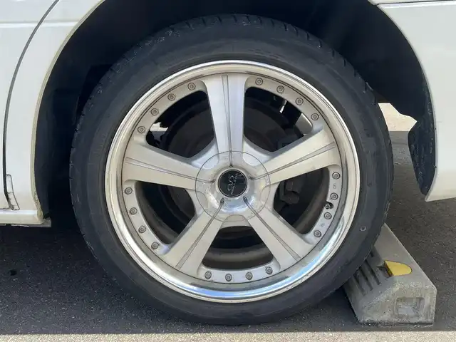 トヨタ アルファード Ｇ MZ Gエディション 秋田県 2004(平16)年 13.7万km ホワイトパールマイカ 社外ナビ/４WD/フルセグ/バックカメラ/リモコンキー/両側パワスラ/社外アルミ/MTモード付AT/前席シートヒーター/運転席パワーシート/ETC/フリップダウンモニター/電動リアゲート/コーナーセンサー/サンルーフ/純正フロアマット/純正ドアバイザー/ステアリングスイッチ/純正エンジンスターター/ウォークスルー/オートライト/ダブルオートエアコン/パワーステアリング/パワーウィンドウ/電動格納ウィンカーミラー/100V充電/保証書/取扱説明書/記録簿