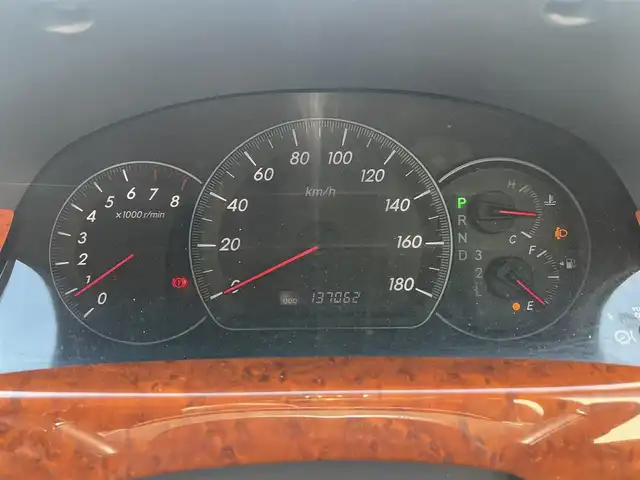 トヨタ アルファード Ｇ MZ Gエディション 秋田県 2004(平16)年 13.7万km ホワイトパールマイカ 社外ナビ/４WD/フルセグ/バックカメラ/リモコンキー/両側パワスラ/社外アルミ/MTモード付AT/前席シートヒーター/運転席パワーシート/ETC/フリップダウンモニター/電動リアゲート/コーナーセンサー/サンルーフ/純正フロアマット/純正ドアバイザー/ステアリングスイッチ/純正エンジンスターター/ウォークスルー/オートライト/ダブルオートエアコン/パワーステアリング/パワーウィンドウ/電動格納ウィンカーミラー/100V充電/保証書/取扱説明書/記録簿