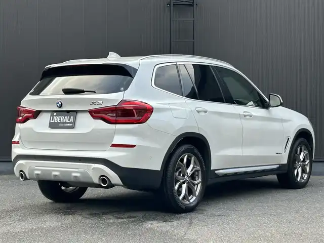 ＢＭＷ Ｘ３ xDrive20d Xライン 福岡県 2018(平30)年 3.9万km ミネラルホワイト ハイラインパッケージ/・ランバーサポート/・リアシートヒーティング/純正ナビ/フルセグTV/Bluetooth/CD/DVD/Bカメラ/全方位カメラ/アクティブクルーズコントロール/メモリ付パワーシート/全席シートヒーター/コンフォートアクセス/本革シート/メモリ付パワーシート/シートヒーター/コンフォートアクセス/LEDヘッドライト/純正19インチAW