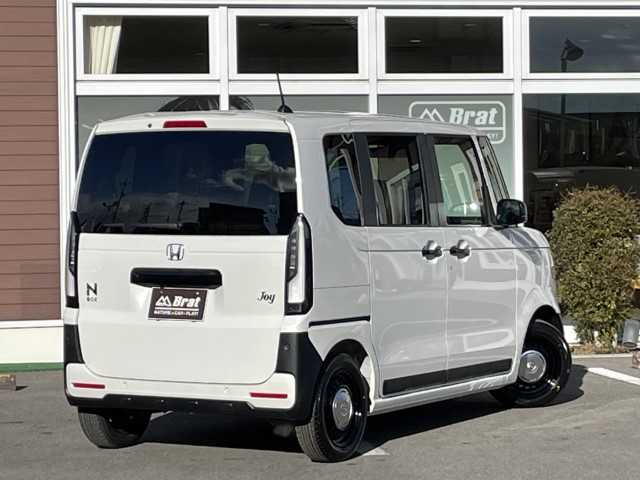 ホンダ Ｎ ＢＯＸ JOY 栃木県 2024(令6)年 0.1万km未満 プラチナホワイトパール AIS検査済み【2502013581】/届出済未使用車/両側パワースライドドア/7インチTFT液晶メーター/アダプティブクルーズコントロール/ホンダセンシング/電子制御パーキングブレーキ/オートホールド機能/マッドスター　ラジアル　A/T　175/65-14（社外）/社外リフトアップキット/社外　ダムド　Angieフェイスチェンジキット/フロントカメラ（社外）/バックカメラ/社外パーツ取付済