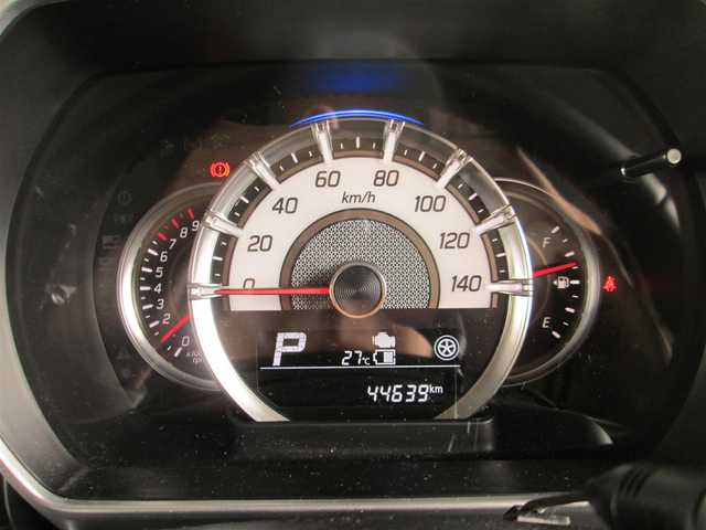 スズキ スペーシア カスタム HYBRID XS 千葉県 2018(平30)年 4.5万km ピュアホワイトP ワンオーナー/純正8インチナビ、フルセグTV/バックカメラ/オーディオ【CD/DVD/SD?BT/USB】/両側パワースライドドア/デュアルセンサーブレーキサポート/LEDヘッドライト&LEDフォグ/純正15インチアルミホイール/ウィンカードアミラー/コーナーセンサー/スイッチ付き革巻きステアリング/後席送風サーキュレーター/ハーフレザーシート/運転席シートヒーター/ドライブレコーダー&ビルトインETC/スマートキー